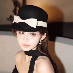 蝴蝶结装饰纱网羊毛马术帽(COCO)