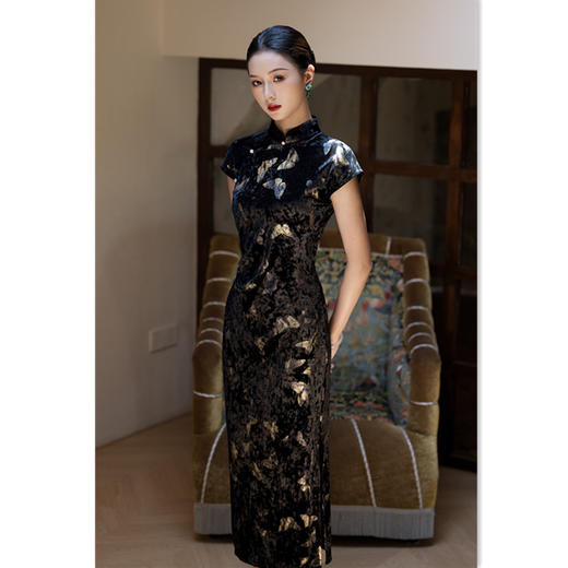 GX丝绒烫金坎肩袖长款旗袍2025秋新款复古国风改良新中式老上海旗袍 商品图3