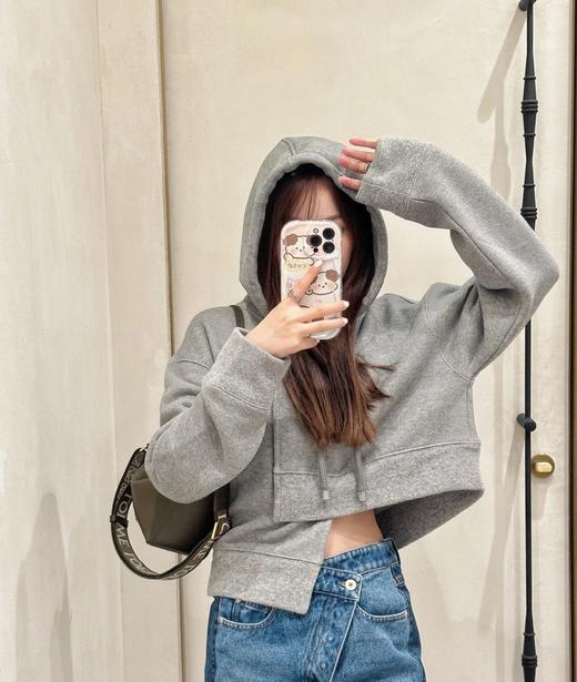 罗意威 经典牛皮革Hammock hobo手袋 将经典手袋能轻松改变形状的设计进行解构（ZB*PLD） 商品图12