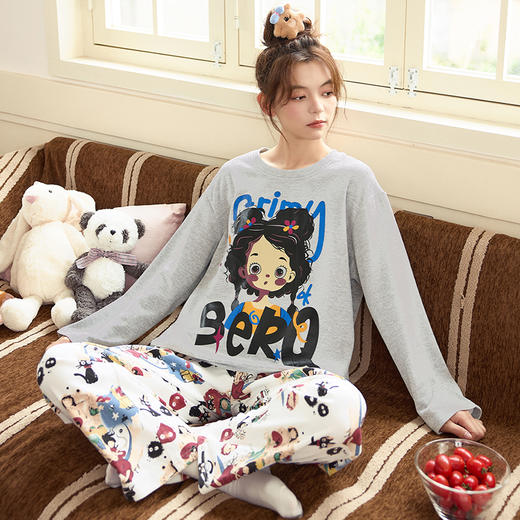 秋冬小暖炉~【秋冬火山绒家居服套装】软糯双面保暖暖绒 秋冬抗静电纤维 不掉色不起皱 上身轻盈自在 色系潮流时尚 柔弹舒适的面料 商品图5