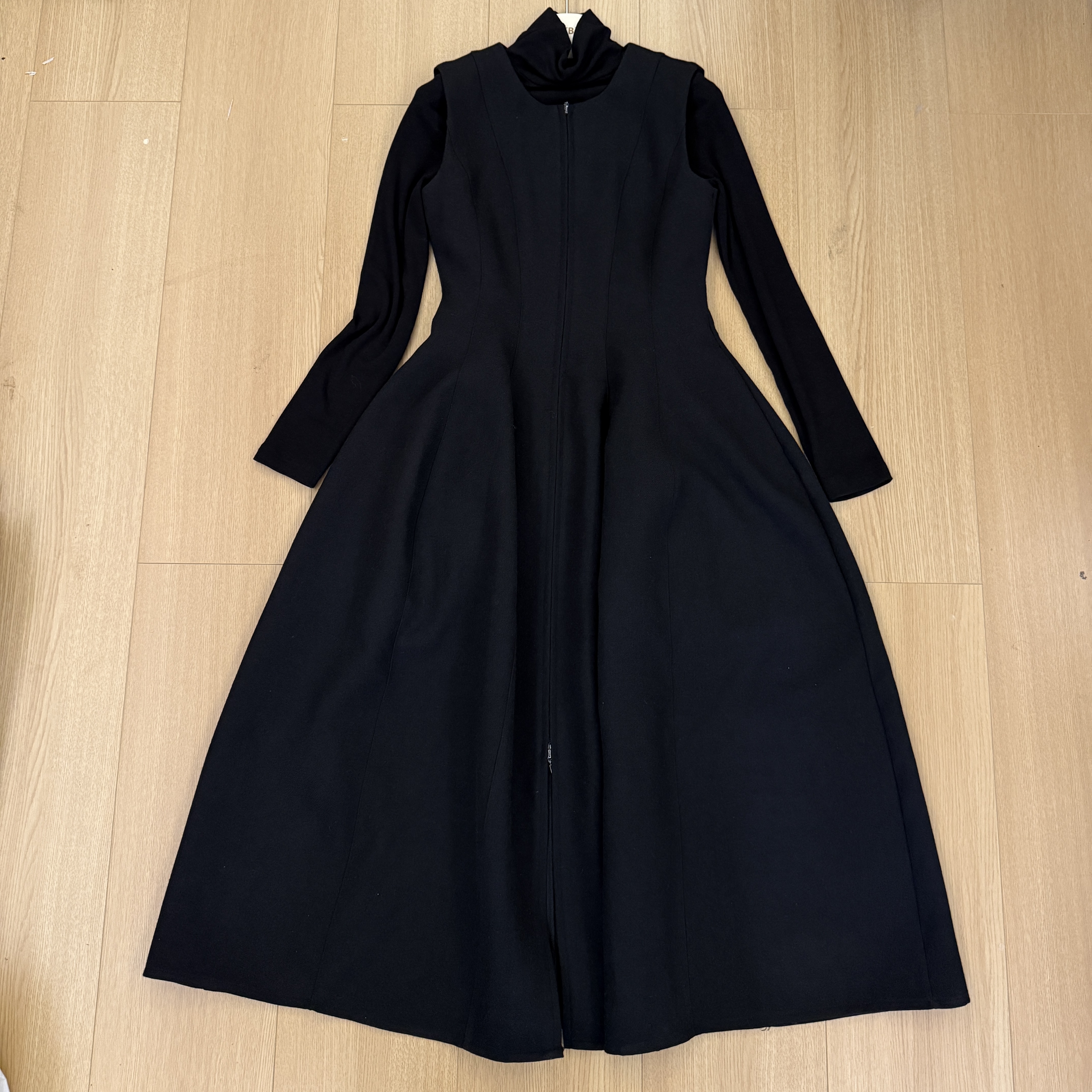 【门店同款】ENJOY冬季“暖冬新奢”轻礼服背心裙两件套 167101305