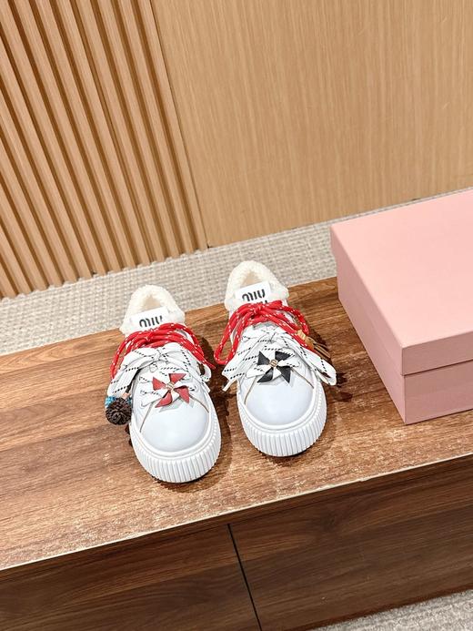 缪缪 秋冬新款 厚底  休闲小白鞋 羊毛饼干鞋 加绒(DBG) 商品图1