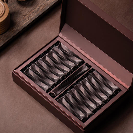 集盒【230-30泡装 咖色 祁门红茶专版】38元一套 / 一件14套 商品图1