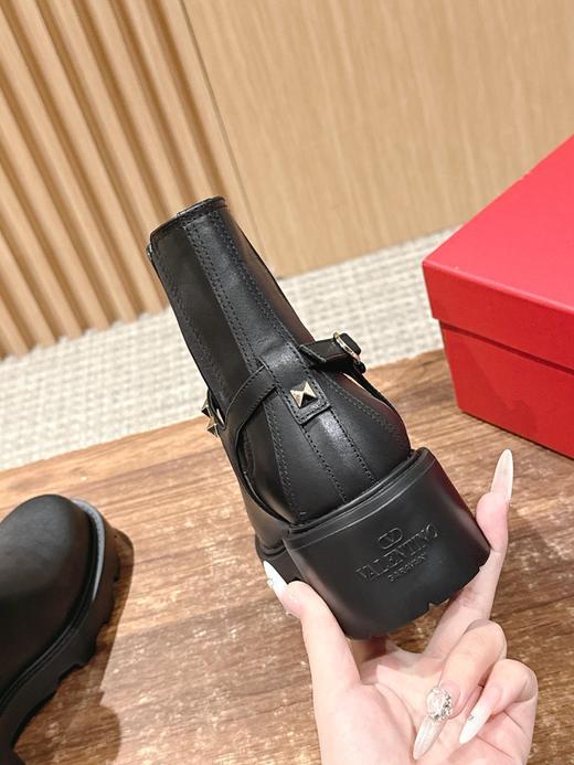 华伦天奴 铆钉短靴（DBG） 商品图6