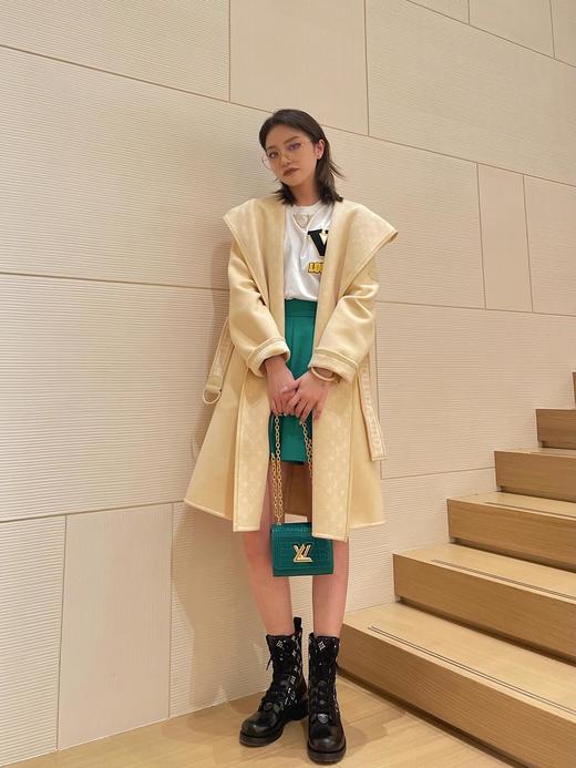 驴家 秋冬经典款大衣 奶黄色小花 短款/长款大衣（SZX） 商品图1