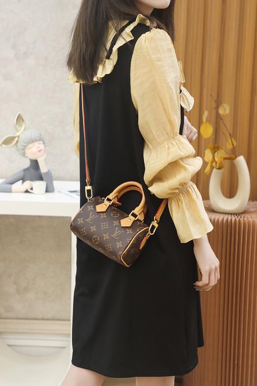 需补200元现金兑换【10月国庆福利周】2800元赠品-驴家经典老花NANO枕头包（DG*MM） 商品图7