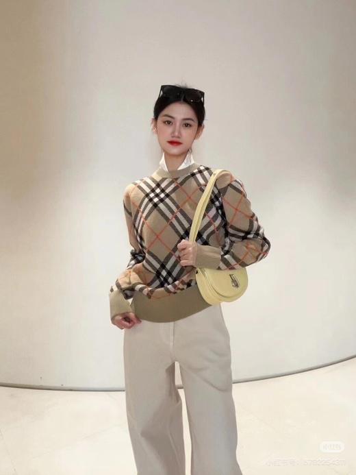 Burberry巴宝莉秋冬新款斜格纹羊毛圆领针织衫 商品图5