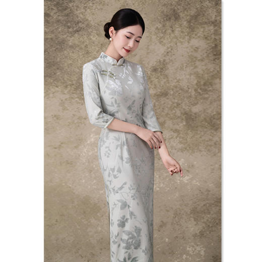 GX植绒加绒长款七分袖旗袍2025秋冬新款复古国风年轻款素雅中式旗袍 商品图0