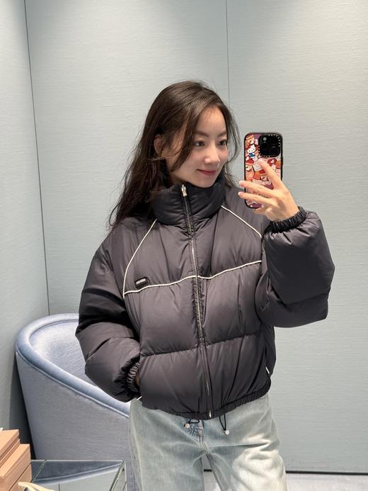 缪缪 25Fw早秋新款 短款鹅绒羽绒服（DQJ*MM） 商品图1