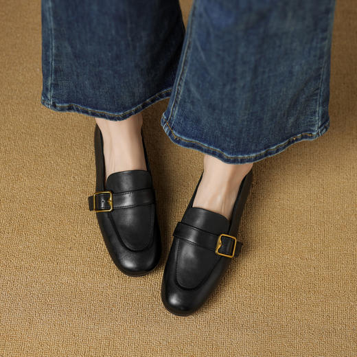 【预售5天】巨好穿软牛皮平底乐福鞋女新款圆头深口单鞋百搭通勤小皮鞋SSS&S9868 商品图3