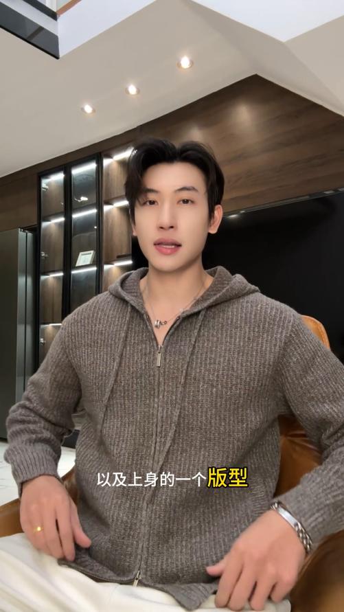 SDSA男士秋冬新款痞帅男装简约竖纹抽绳拉链连帽毛衣慵懒风针织衫 商品图0