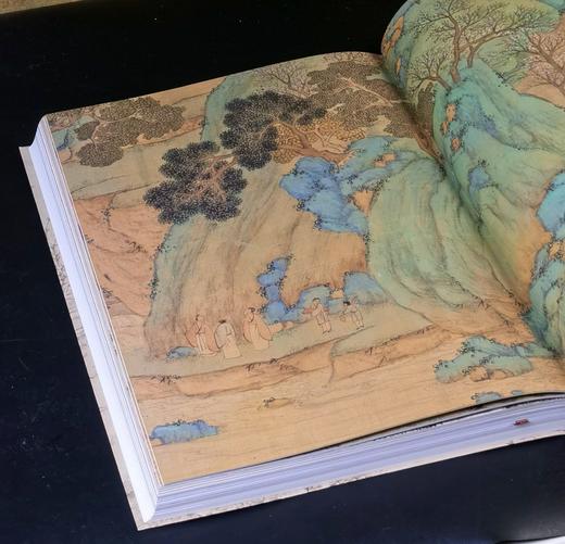 《明四大家特展：文徵明》，吴诵芬、童文娥等编着，16开软精装380页，全彩精印，2014年10月初版，2024年4月校订重印。早鸟价398。
  商品图6