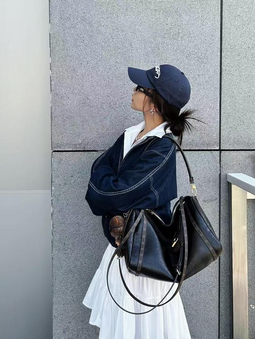 驴家 EXPRESS  大号手袋👜  型号: M26451  动态芯片版（DG*MM） 商品图8