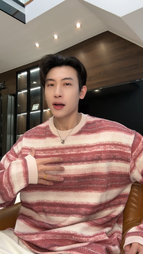 67993SDSA男士秋冬新款痞帅男装极简风撞色条纹圆领针织卫衣慵懒风百搭