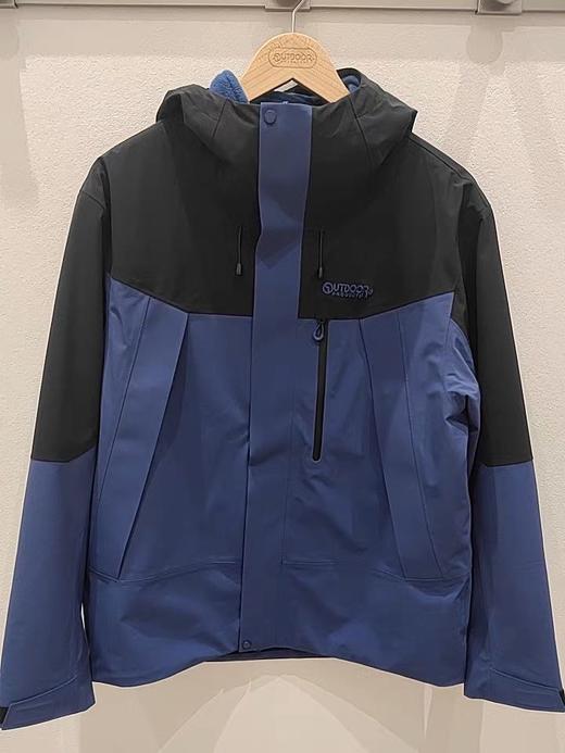 【春上新】【7折】6楼OUTDOOR户外休闲舒适时尚百搭套绒冲锋衣-吊牌价2399元折后价1679元 商品图6