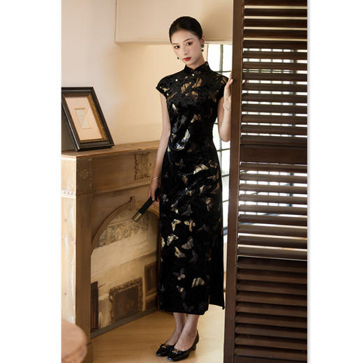 GX丝绒烫金坎肩袖长款旗袍2025秋新款复古国风改良新中式老上海旗袍 商品图0