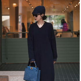 04-4潘依绣丁丁宠粉100%美丽诺羊毛拼接假两件V领针织连衣裙 C057