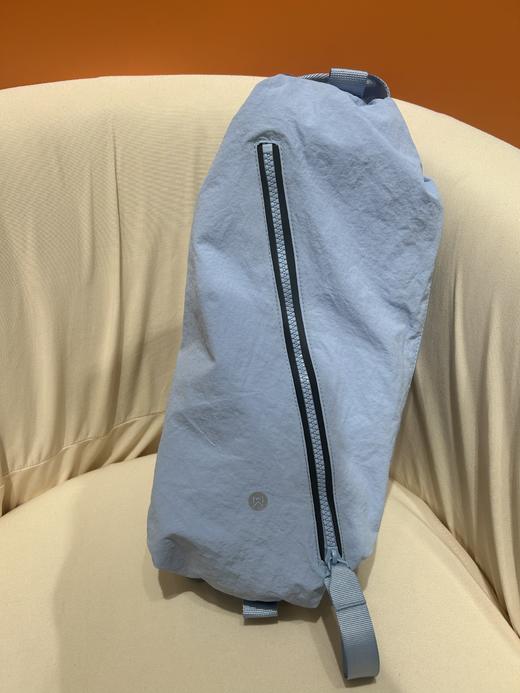4楼MOLYVIVI运动背包 款货号：MLAB25205 吊牌价198 ，折后158 商品图2