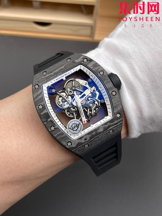 理查德米勒 APS新款RM055 RM55 黑白碳 碳纤维壳 男士腕表 丹东RMUL2一体机 里查德以其轻便时尚为主题，我们所有的金属件都采用钛金属制作同步原版 商品图8