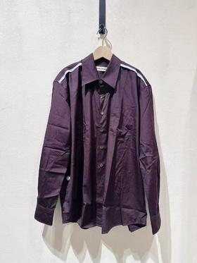 中性款长袖衬衫