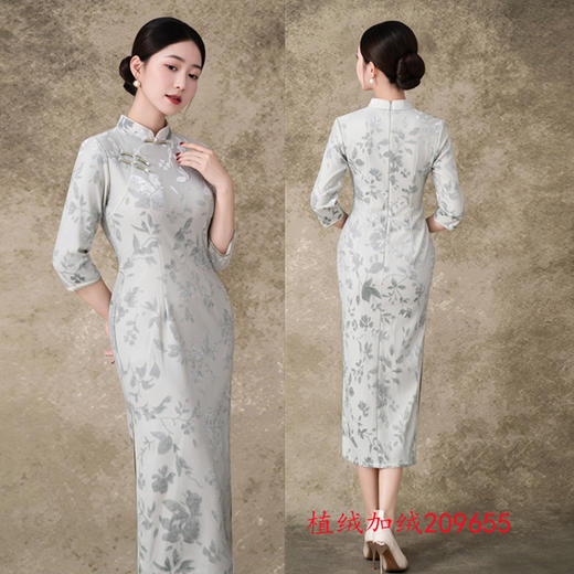 GX植绒加绒长款七分袖旗袍2025秋冬新款复古国风年轻款素雅中式旗袍 商品图1