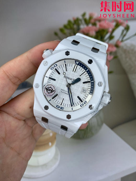 爱彼 APS新品皇家橡树15707CE系列 APS15707陶瓷壳 男士腕表 搭载3120一体机 强势来袭 商品图1