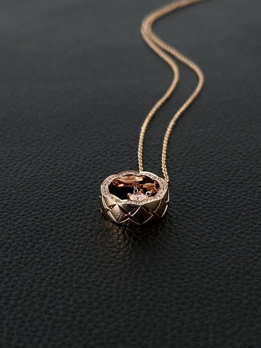 香奈儿 玫瑰金色斜纹菱纹格项链-（XK） 商品图1