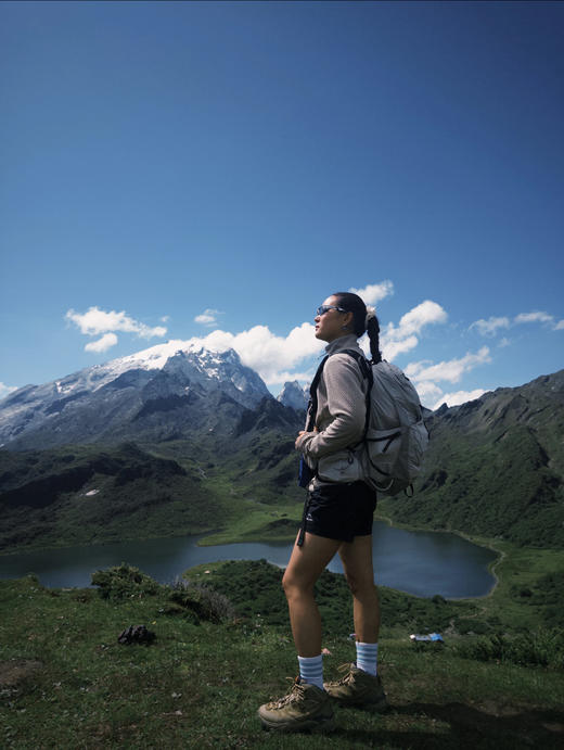 巴塔哥尼亚 Patagonia 爆款R1 Air系列户外功能性半拉链保暖抓绒衣（SS） 商品图9