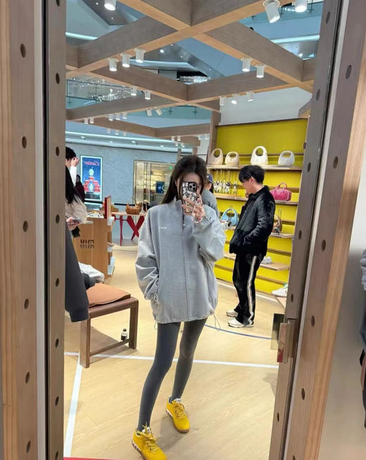 缪缪 25早秋新款拉链卫衣 订织订染秘鲁ROW御用面料 （TM） 商品图2