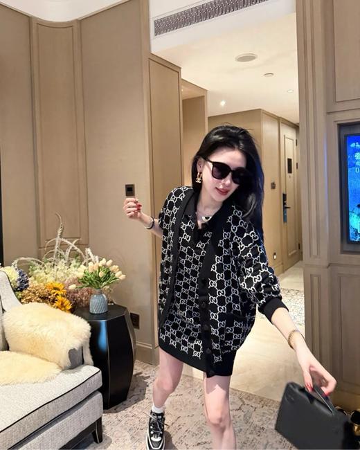 古驰 25早秋新款双面老花开衫（TM） 商品图3