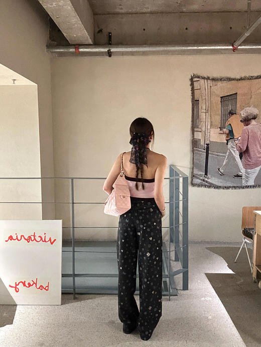 香奈儿 25B高级手工坊系列新款 涂鸦阔腿牛仔裤（DQJ*MM） 商品图4