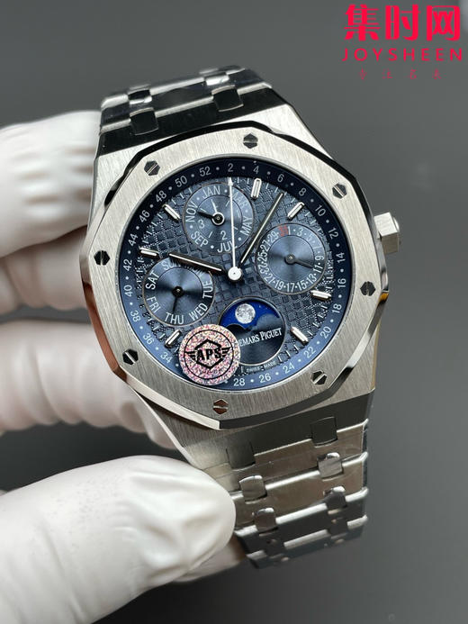 爱彼APS皇家橡树26574系列 APS26574 v2版 多功能男士腕表 在“Grande Tapisserie”大格纹装饰表盘上，日期、星期、月份、月相 商品图2