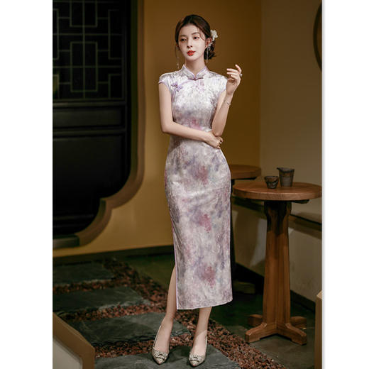 GX钻石绒长款坎肩袖少女款旗袍2025初秋新款改良新中式日常修身旗袍 商品图2