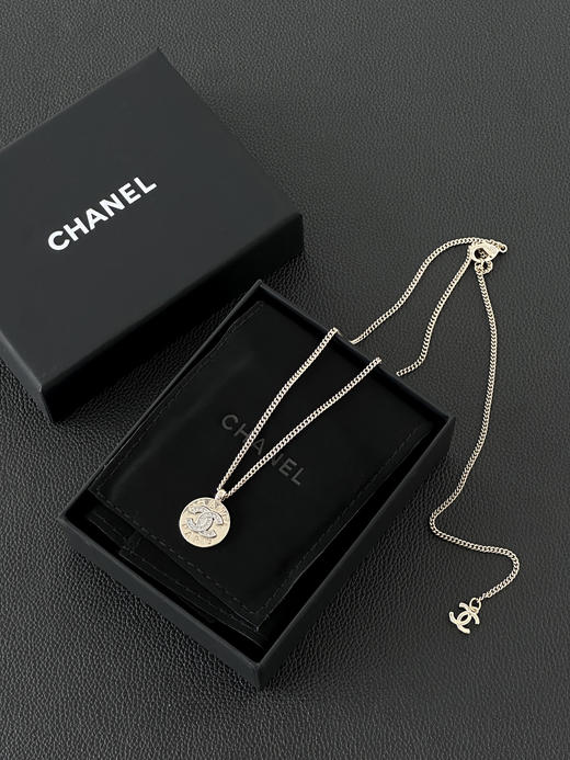 香奈儿 圆形设计项链男女同款情侣款金色-（XK） 商品图1