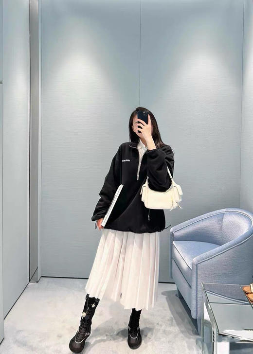 缪缪 25早秋新款半拉链卫衣订织订染秘鲁ROW御用面料（TM） 商品图3