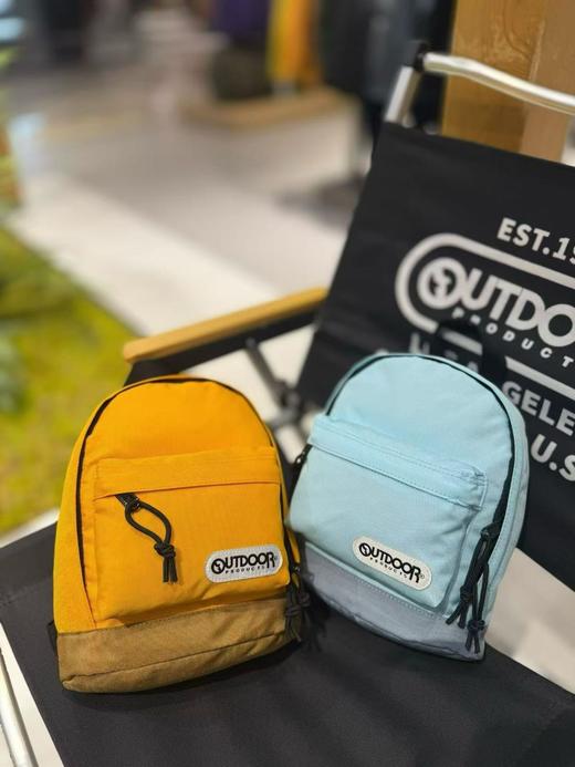 【云粉节】【8折】6楼OUTDOOR户外休闲舒适时尚  双肩包 吊牌价299元折后价239元 商品图1