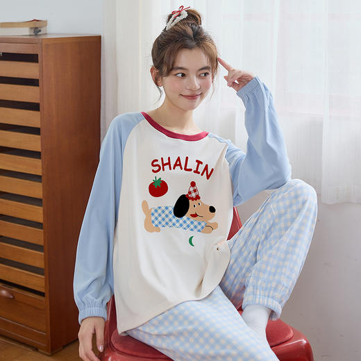 秋冬小暖炉~【秋冬火山绒家居服套装】软糯双面保暖暖绒 秋冬抗静电纤维 不掉色不起皱 上身轻盈自在 色系潮流时尚 柔弹舒适的面料 商品图1