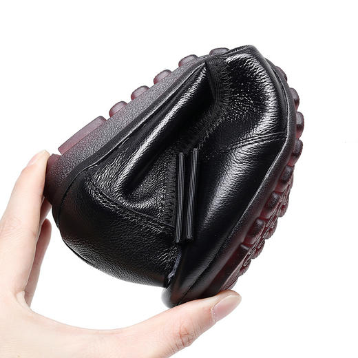 春秋妈妈鞋软底四季单鞋，舒适浅口平底皮鞋中老年花朵跳舞鞋MLD6881 商品图3