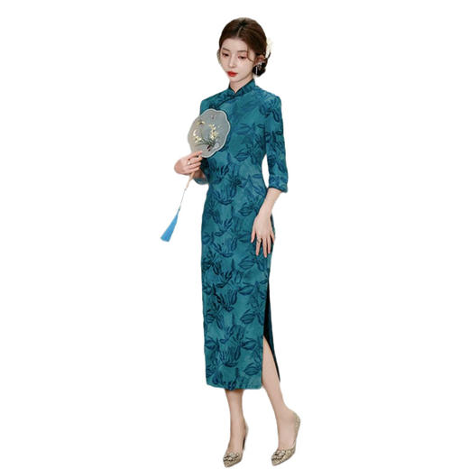 GX牛奶丝植绒长款七分袖旗袍2025秋冬新款复古国风旗袍裙 商品图4