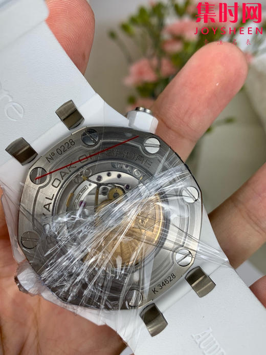 爱彼 APS新品皇家橡树15707CE系列 APS15707陶瓷壳 男士腕表 搭载3120一体机 强势来袭 商品图7