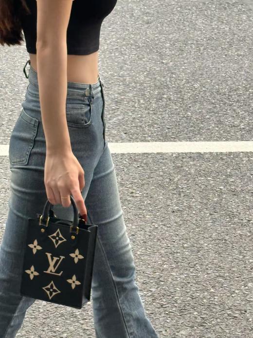 驴家 Petit Sac Plat 经典老花可拆卸 软粒面牛皮 琴谱包托特包购物袋单肩斜挎手提包 迷你 女款 黑色拼米色（LZ*MM） 商品图5