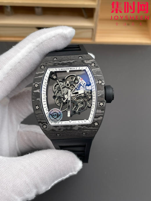 理查德米勒 APS新款RM055 RM55 黑白碳 碳纤维壳 男士腕表 丹东RMUL2一体机 里查德以其轻便时尚为主题，我们所有的金属件都采用钛金属制作同步原版 商品图0