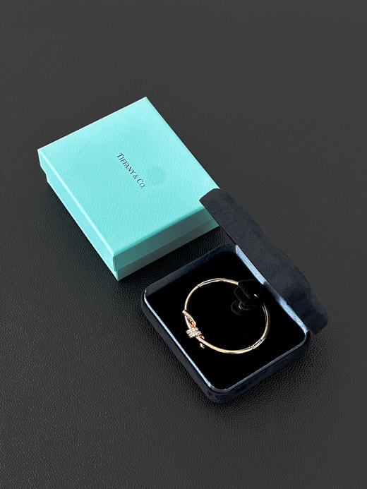 蒂芙尼 Tiffany Knot 系列 绳结镶钻设计 钻石 手镯 女款 （XK） 商品图5
