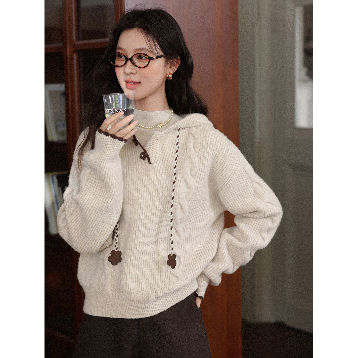 鹿向南「雪顶咖啡」杏色长袖连帽毛衣秋冬季新款宽松休闲上衣女士