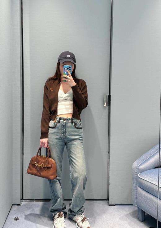 缪缪 25Fw早秋新款 巧克力色拉链羊绒针织外套（ZY*MM） 商品图3