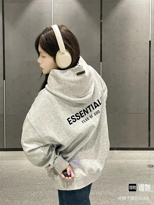 Fear of God Essentials FALL24 HOLIDAY系列 Fleece Hoodie 连帽简约硅胶字母舒适加绒字母卫衣 男女同款（BG） 商品图14