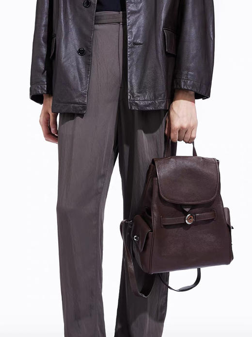 拔草黑石！Gr*tto腋下软包~  意大利进口水洗植鞣小牛皮斜挎包/双肩背包 商品图6