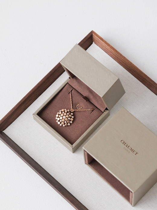 爱·巢系列镂空蜂巢吊坠钻石项链女款-（XK） 商品图3