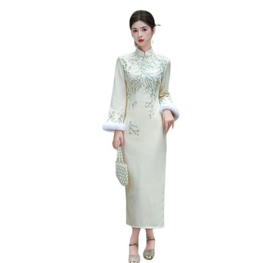 GX麂皮绒绣花长款倒大袖旗袍2025秋冬款时尚改良新中式日常长袖旗袍 商品图4