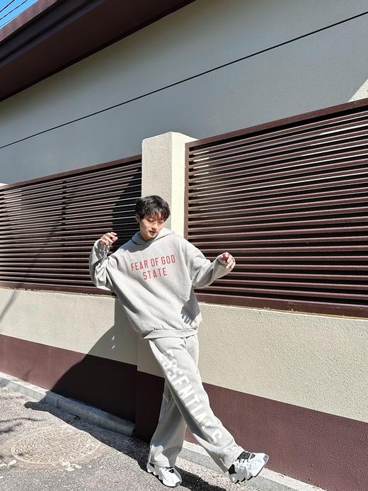 FOG FEAR OF GOD ESSENTIALS 2024FW 彩拔印花弧形字母连帽卫衣（BG） 商品图5